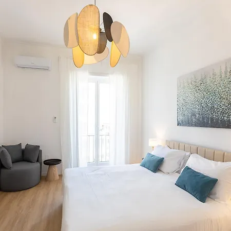 Constance By In Apartment